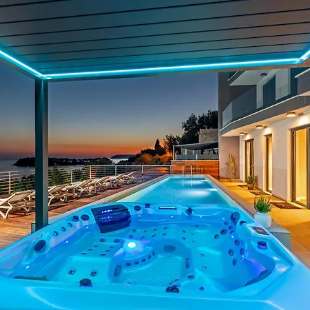 Apartment Luxury Divino *