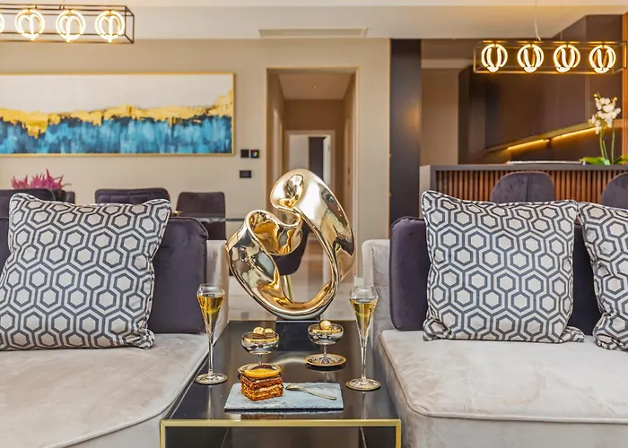 Luxury Divino Апартаменты *